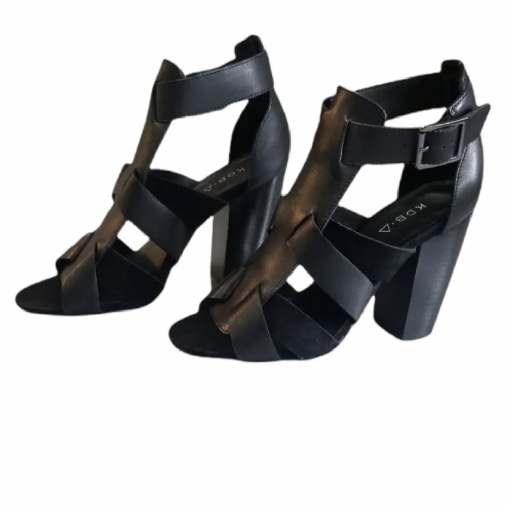 KELSI Dagger Black Brooklyn Style Gladiator Strappy Heels Shoes, Size 7.5
